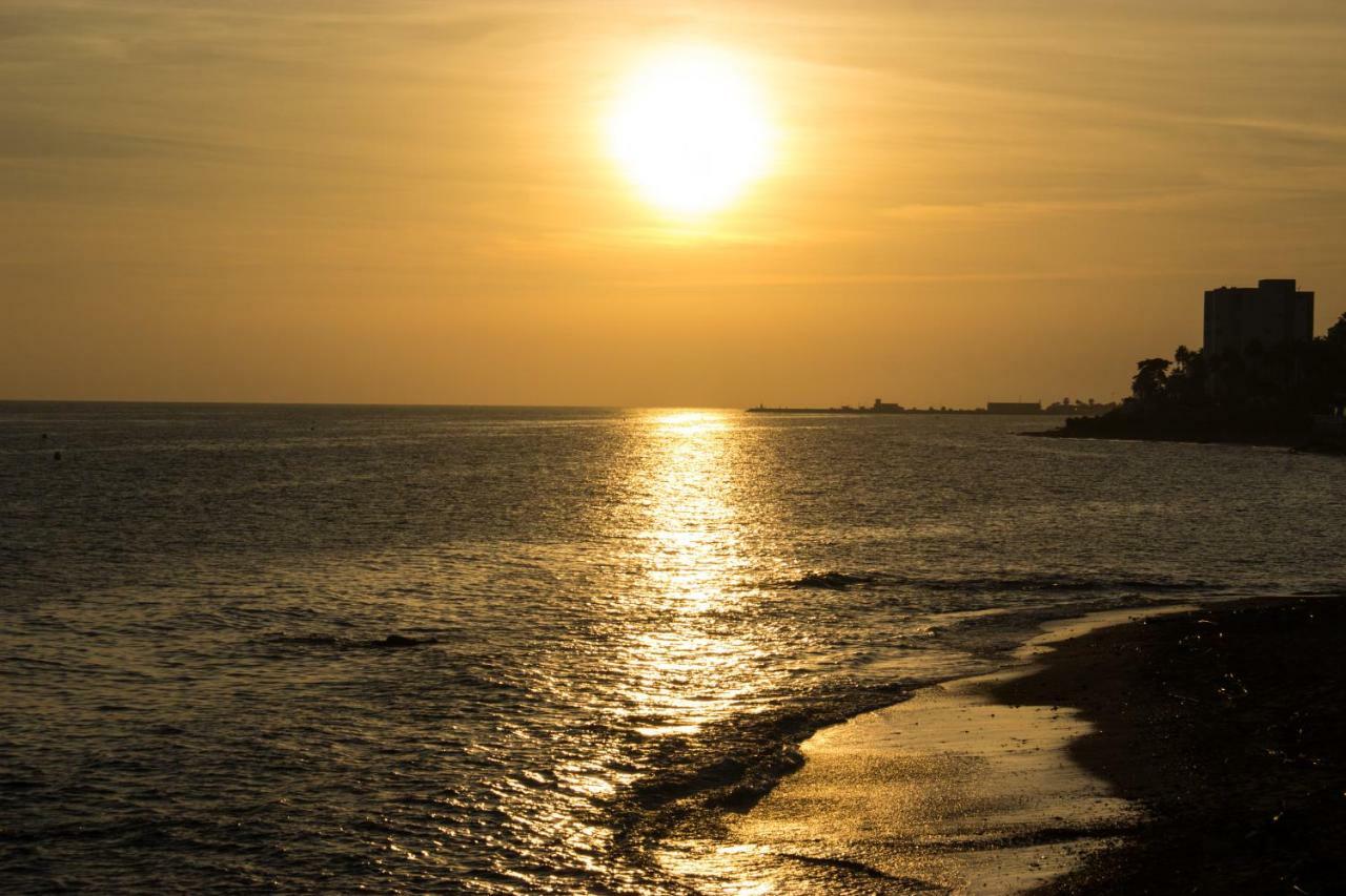 Apartment By The Beach Sitio de Calahonda 외부 사진
